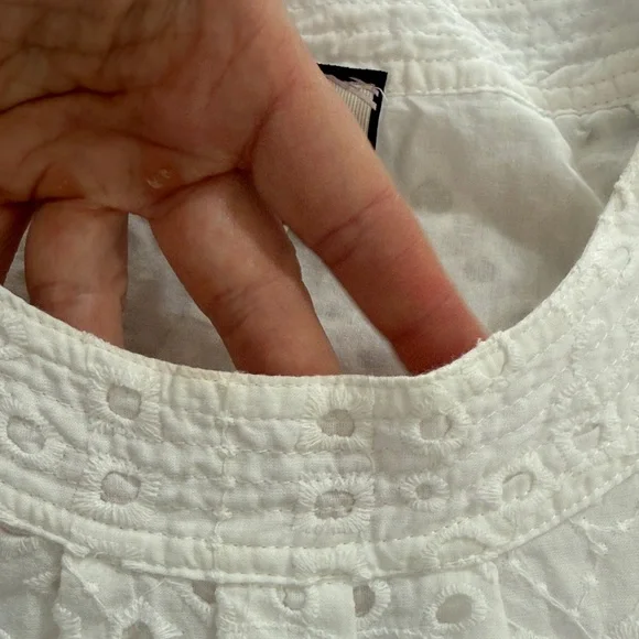 TUCKERNUCK White Eyelet Fontalina Blouse - Picture 9 of 9